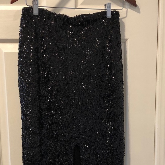 Long Black Sequins Skirt - Picture 1 of 7
